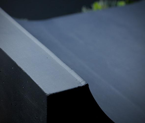 Kali Fingerboards concrete miniramp