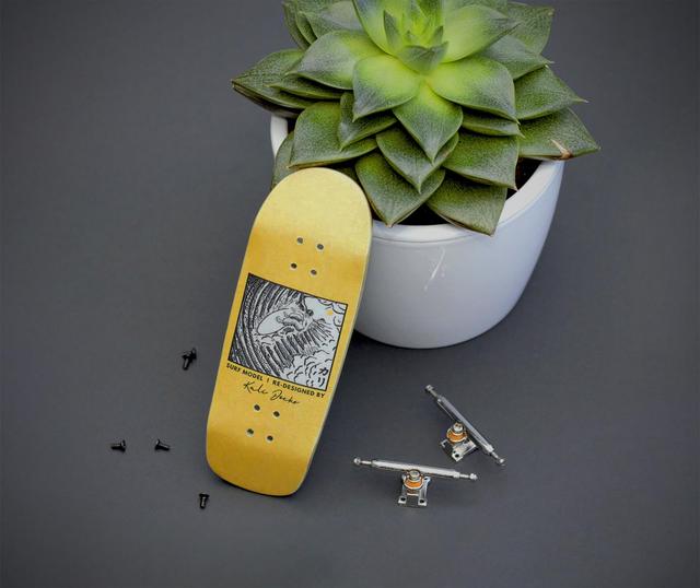 Polar "Shin Freedom" Replica picture miniature