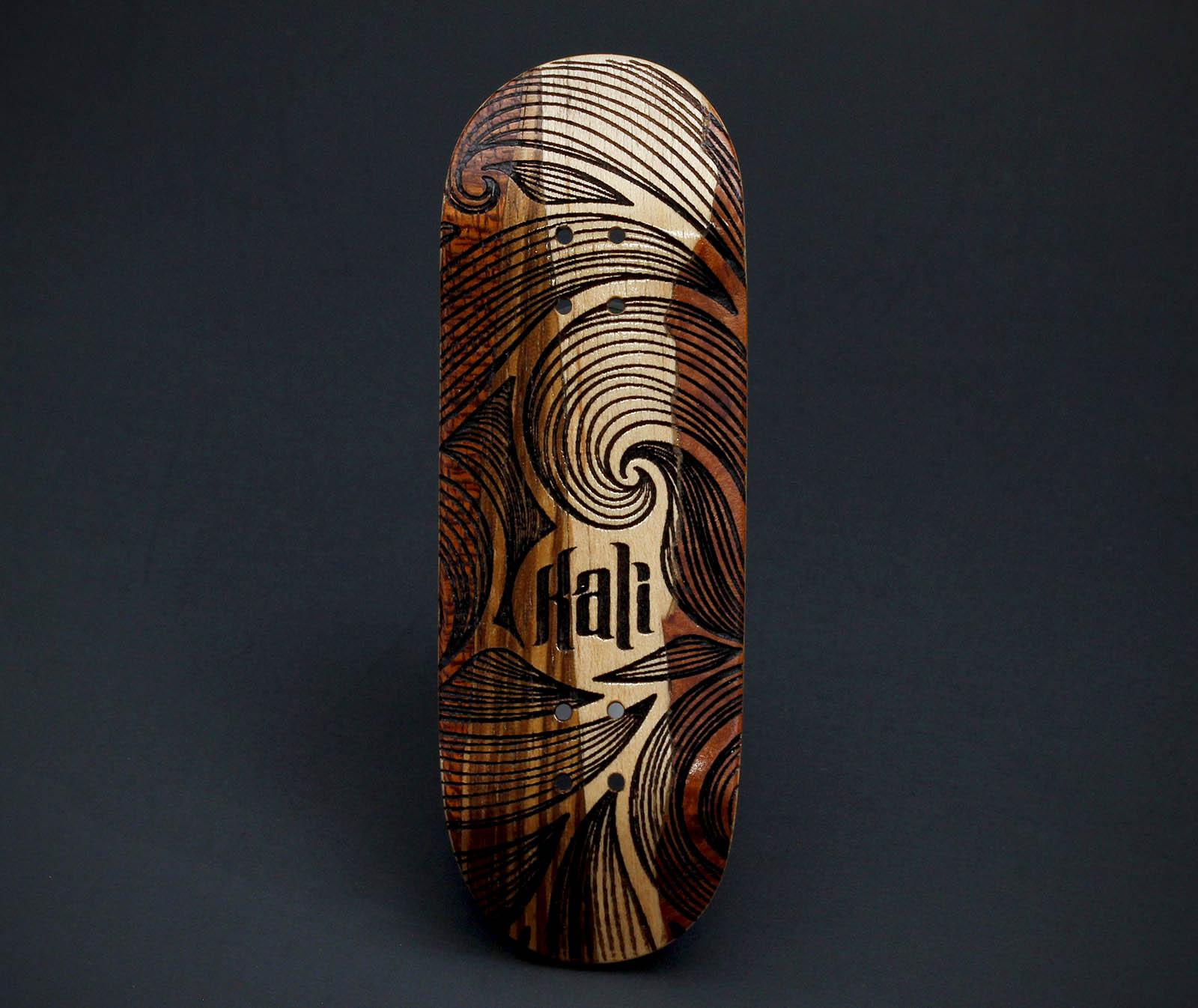 Engraved Multi-Tone picture 1
