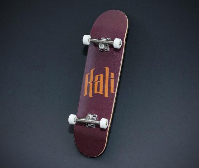 Long Skate picture miniature