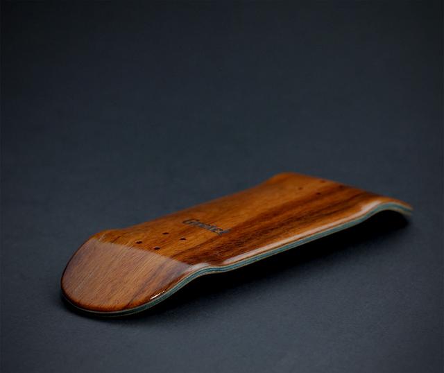 Gretel Rosewood picture miniature