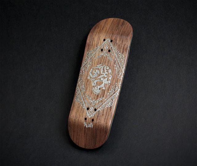 Silver Skull picture miniature